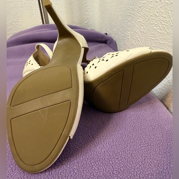 Lauren Conrad White Laser Cut Ankle Strap 4” Heels NWOT - Picture 4 of 5